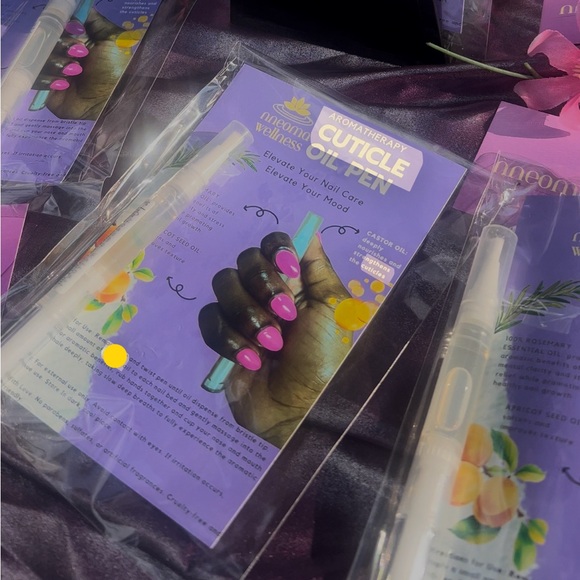 AROMATHERAPY CUTICLE OIL -ROSEMARY - Picture 3 of 4